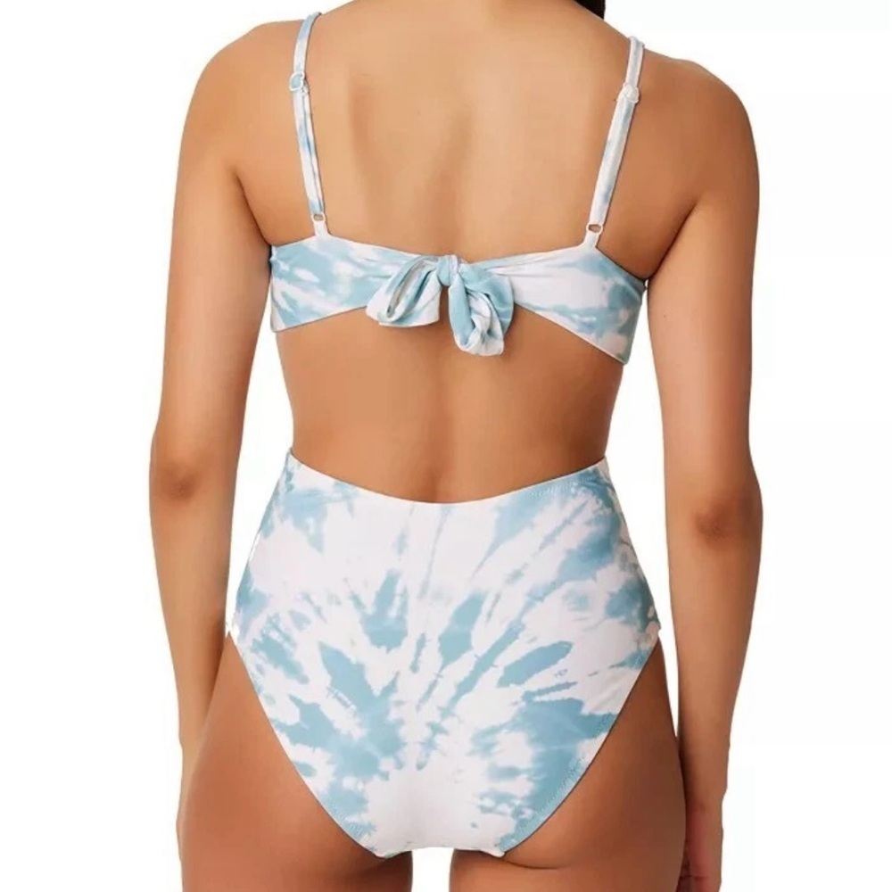 Bar III ABALONE BLUE Spiraling Twist-Front Monokini One-Piece Swimsuit US Small - Picture 3 of 13